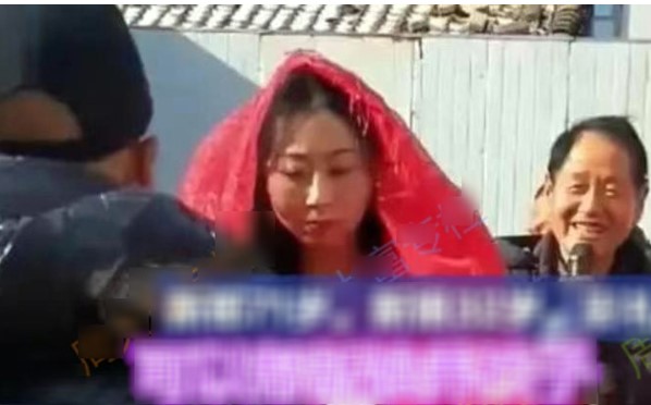 Ông lão 71 tuổi cưới vợ 32 tuổi, nhan sắc của cô dâu trong đám cưới khiến dân mạng thốt lên: "Mình thua cả ông già"