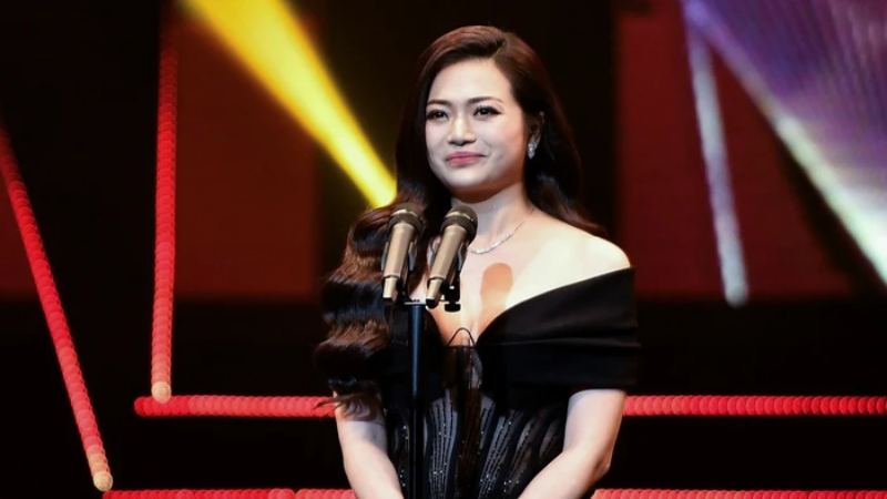 NSƯT Kiều Anh xúc động khi giành giải Diễn viên nữ ấn tượng VTV Awards