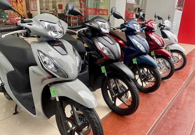Loạt xe máy hot của Honda đồng loạt giảm giá: Vision, SH, Air Blade và LEAD đều rẻ chưa từng thấy