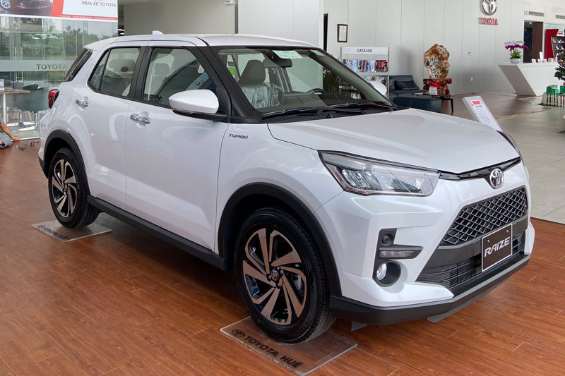 Toyota Raize giảm giá 54 triệu đồng, quyết đua doanh số với Kia Sonet, Hyundai Venue