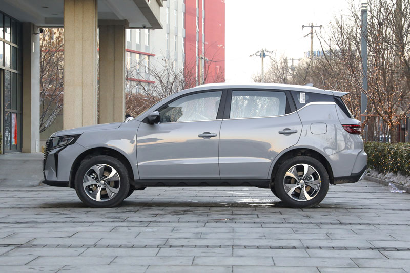 SUV động cơ tăng áp, giá gần 250 triệu đồng, ‘đe nẹt’ Hyundai Tucson, Mazda CX-5