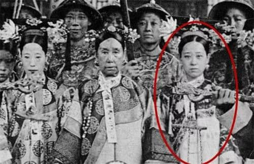 Đệ nhất mỹ nhân cũng là tình địch của Thái hậu Từ Hi rốt cuộc là đẹp đến cỡ nào? Để rồi cuối đời phải nhận sự cô quạnh tới chết