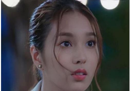 Thấy chồng giấm giúi đưa cho bố cả túi tiền, tôi lao vào đòi lại, nào ngờ bí mật mà ông ấy giấu cả đời bị lật tẩy