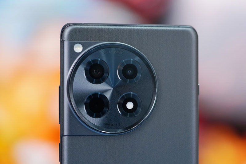 Smartphone cấu hình ‘khủng’, pin ‘trâu’, sạc 100W, giá rẻ bất ngờ