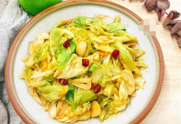 bap-cai-xao (1).jpeg 6 xào cải bắp, dạy nấu ăn, mẹo nấu ăn