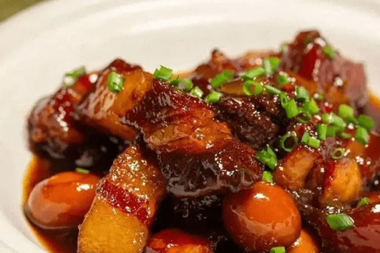 Nó là 'kẻ thù' của thịt lợn, không thể cho vào món thịt kho vì thịt sẽ cháy khét, dạy bạn cách làm đúng