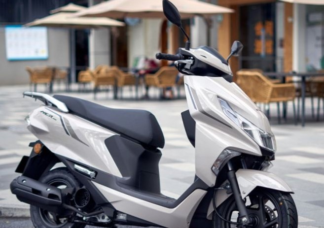 Honda ra mắt ‘người kế nhiệm’ Honda Air Blade giá 32,5 triệu đồng, rẻ hơn Vision, đẹp lấn át Vario