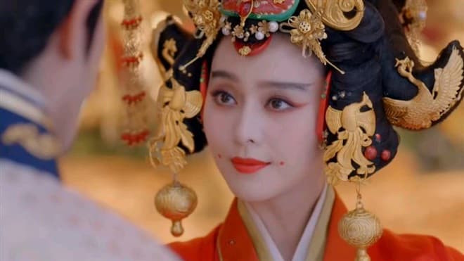 Chấm đỏ trên khóe miệng của phi tần thời xưa tưởng làm đẹp nhưng lại là bí mật phòng the