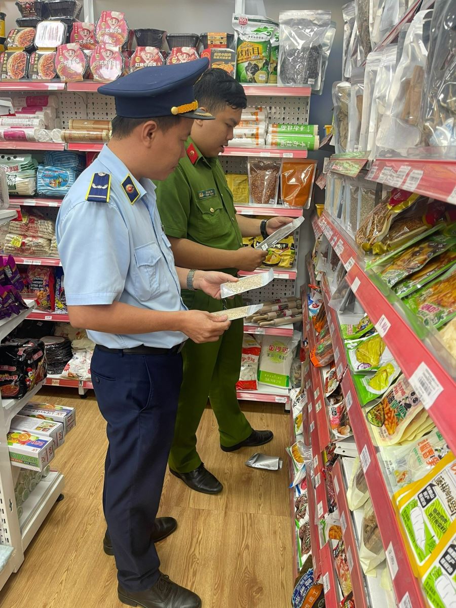 Cao điểm kiểm soát hàng hóa dịp Tết Nguyên đán 2024