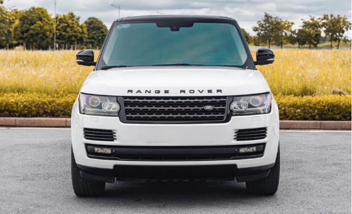 Range Rover Autobiography LWB bán ‘lỗ’ hơn 6 tỷ đồng sau gần 10 năm lăn bánh