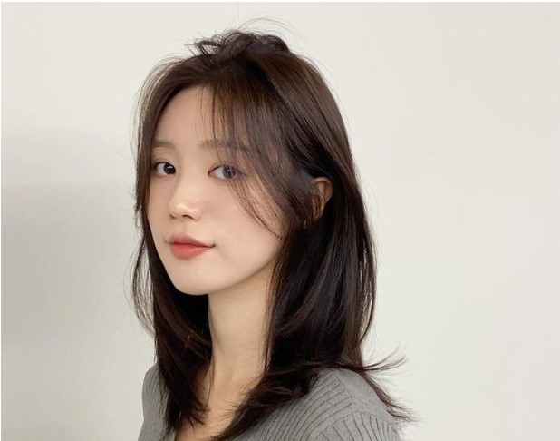 Ăn Tết 2024, đừng cắt tóc bừa bãi, chọn kiểu tóc này vừa "gọt mặt" vừa sành điệu cả năm