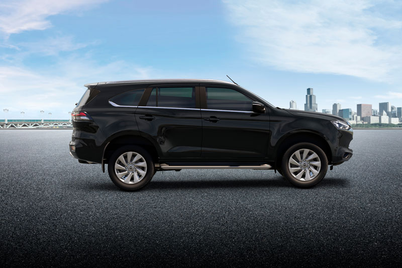 Đối thủ của Toyota Fortuner, Hyundai Santa Fe giảm giá hơn 170 triệu đồng