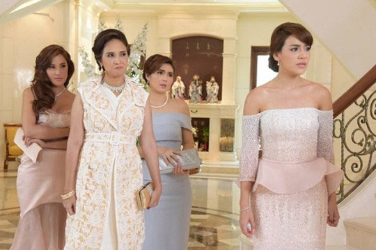 Vừa cưới xong, mẹ chồng mượn số vàng bên ngoại cho rồi làm một hành động khiến tôi giận sôi máu