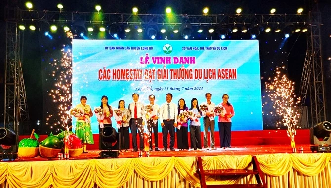 Lần thứ 3 homestay Vĩnh Long giành giải thưởng du lịch  ASEAN. 