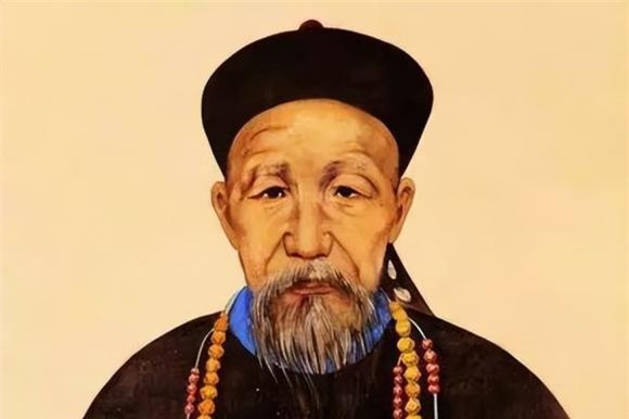 Doãn Gia Thuyên 0 Càn Long, Doãn Gia Thuyên, hồ sơ tư liệu