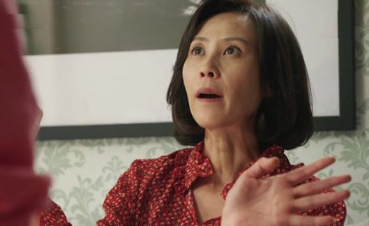 Sáng sớm mùng Hai Tết con dâu đã đứng giữa nhà chỉ tay đuổi chồng đi, tôi giận quá nói vài câu không ngờ lại gây ra sóng to gió lớn