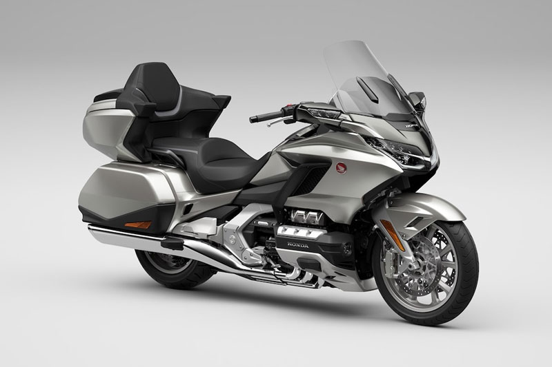 Top 10 môtô touring tăng tốc nhanh nhất thế giới: Honda Gold Wing Tour góp mặt