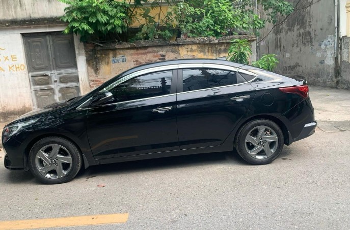 Sau 2 năm lăn bánh, Hyundai Accent "lướt" xuống giá khó tin