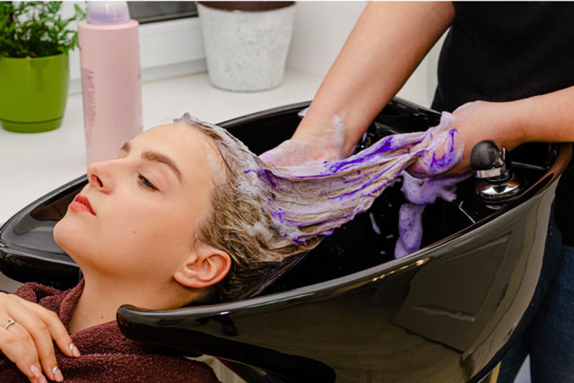 5 cách tẩy thuốc nhuộm dính trên da tại nhà hiệu quả bất ngờ