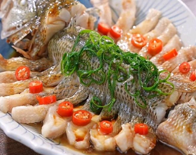 Lạnh thế này làm cá hấp nóng hổi vừa ngon lại đẹp mắt ăn thật đã