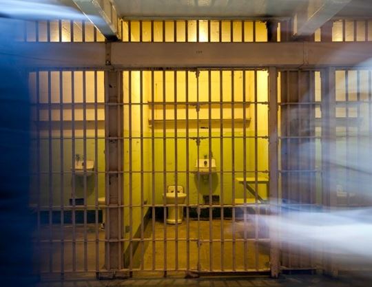 Nhà tù Alcatraz: Hòn đảo của những linh hồn quỷ ám bí ẩn nhất thế giới