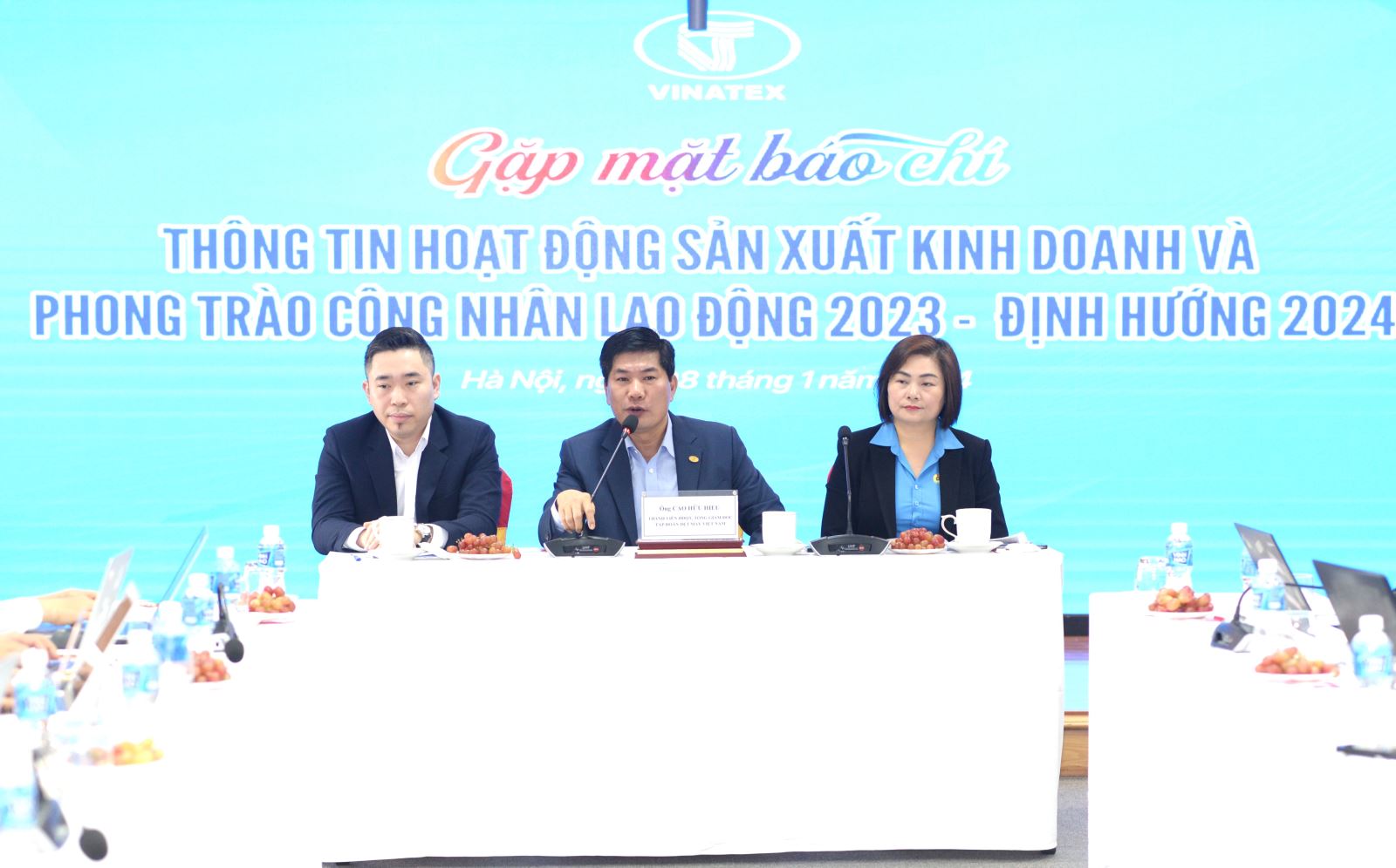 N&#x103;m 2023: V&#x1B0;&#x1EE3;t kh&#xF3; kh&#x103;n, T&#x1EAD;p &#x111;o&#xE0;n D&#x1EC7;t may Vi&#x1EC7;t Nam &#x111;&#x1EA1;t doanh thu h&#x1A1;n 17.000 t&#x1EF7; &#x111;&#x1ED3;ng 