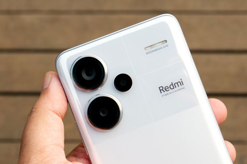 Smartphone chống nước, cấu hình ‘khủng’, sạc 120W, màn hình cong, giá 10,99 triệu tại Việt Nam