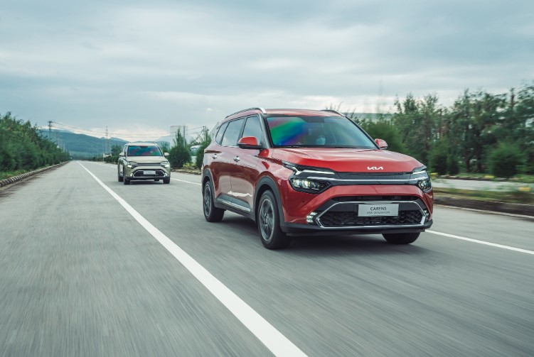 Kia Carens - Lựa chọn xe đô thị gầm cao trong tầm giá từ 589 triệu đồng