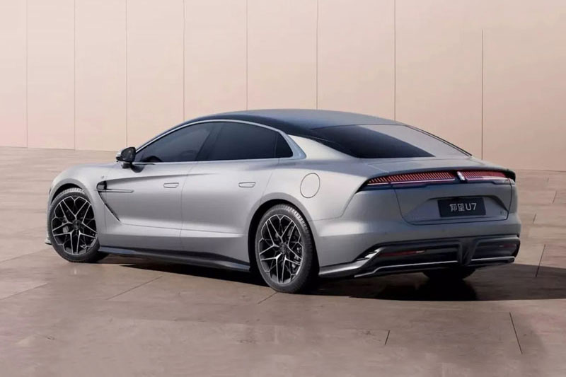 BYD chuẩn bị ra mắt xe sedan hơn 1.000 mã lực, quyết đấu với Tesla Model S