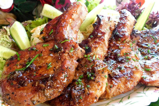 Sườn heo sốt dầu hào: Món ngon hao cơm ngày mát trời, đảm bảo chồng con thích mê