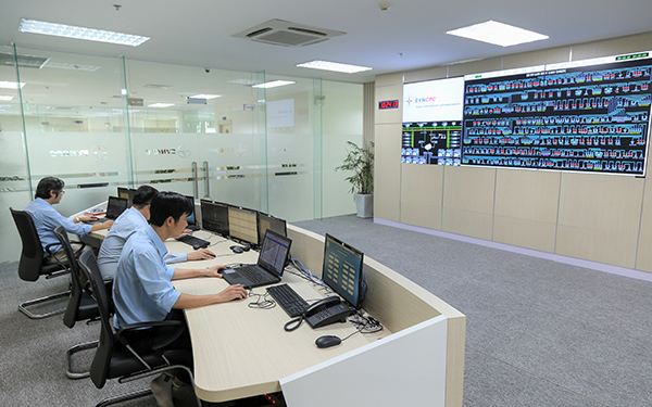 Điện lực miền Trung đẩy mạnh ứng dụng công nghệ quản lý vận hành lưới điện