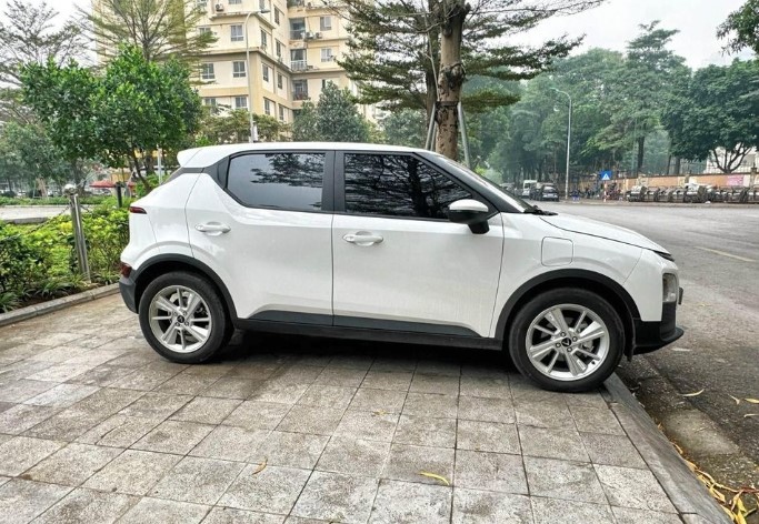 VinFast VF 5 Plus "siêu lướt" được chủ nhân rao bán lại với giá bất ngờ