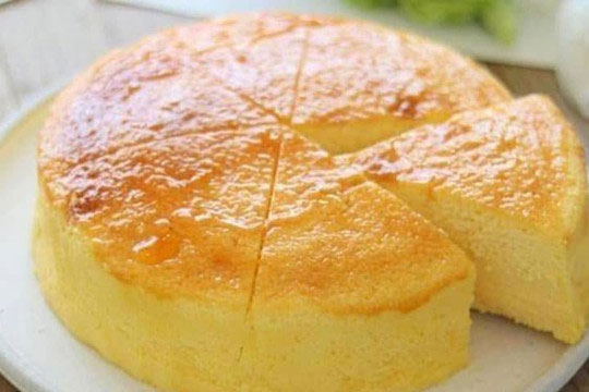 Cuối tuần, vào bếp làm bánh sữa chua thơm ngon, bổ dưỡng bằng nồi cơm điện với công thức cực đơn giản