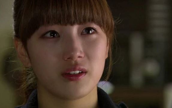 Chồng hờ hững với vợ suốt cả tháng trời, bí mật động trời bị bại lộ khi tôi liếc vào phòng tắm trong một buổi chiều về nhà đột xuất