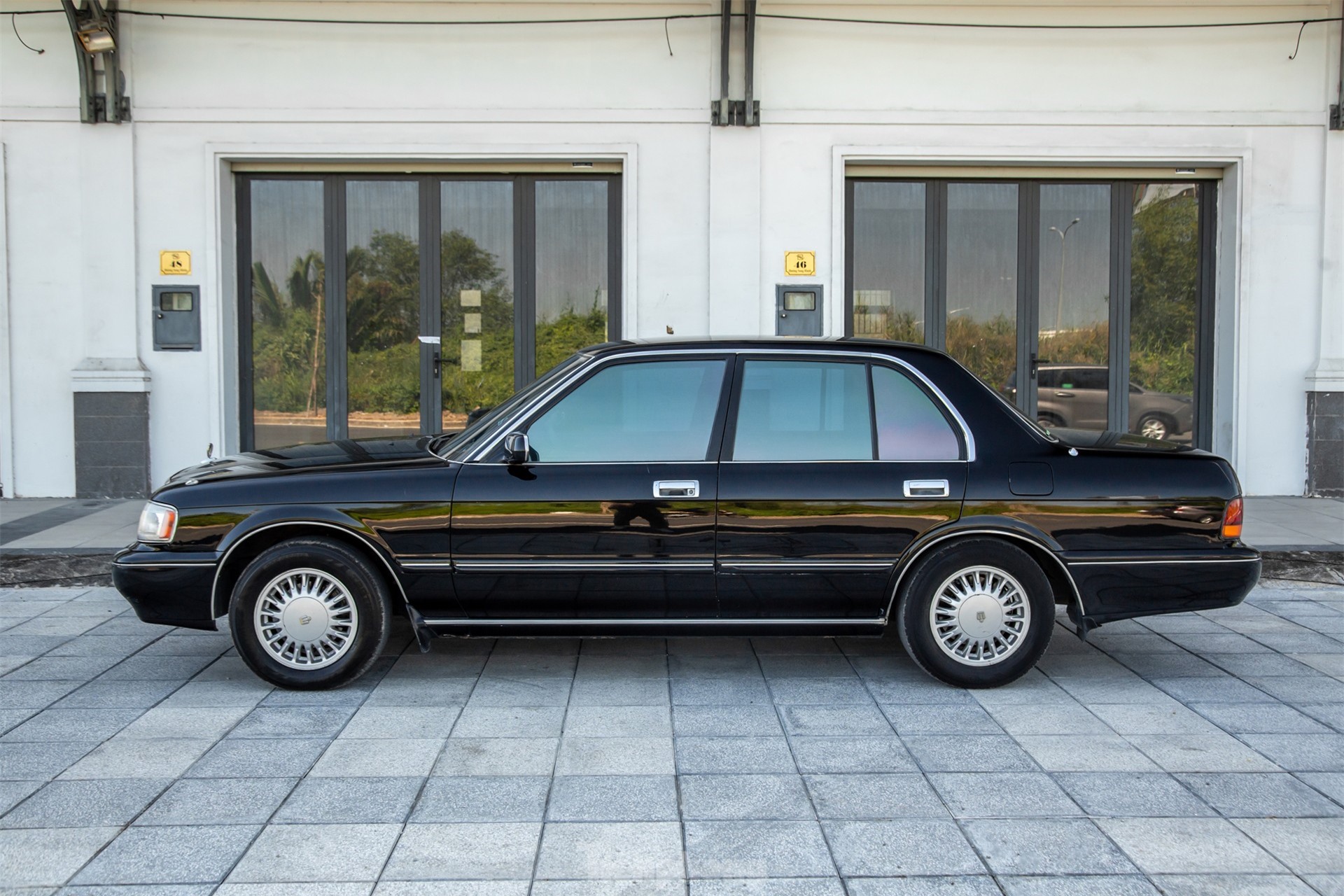 Cận cảnh Toyota Crown với biển số ngũ quý 8 trúng đấu giá hơn 15 tỷ đồng ảnh 5