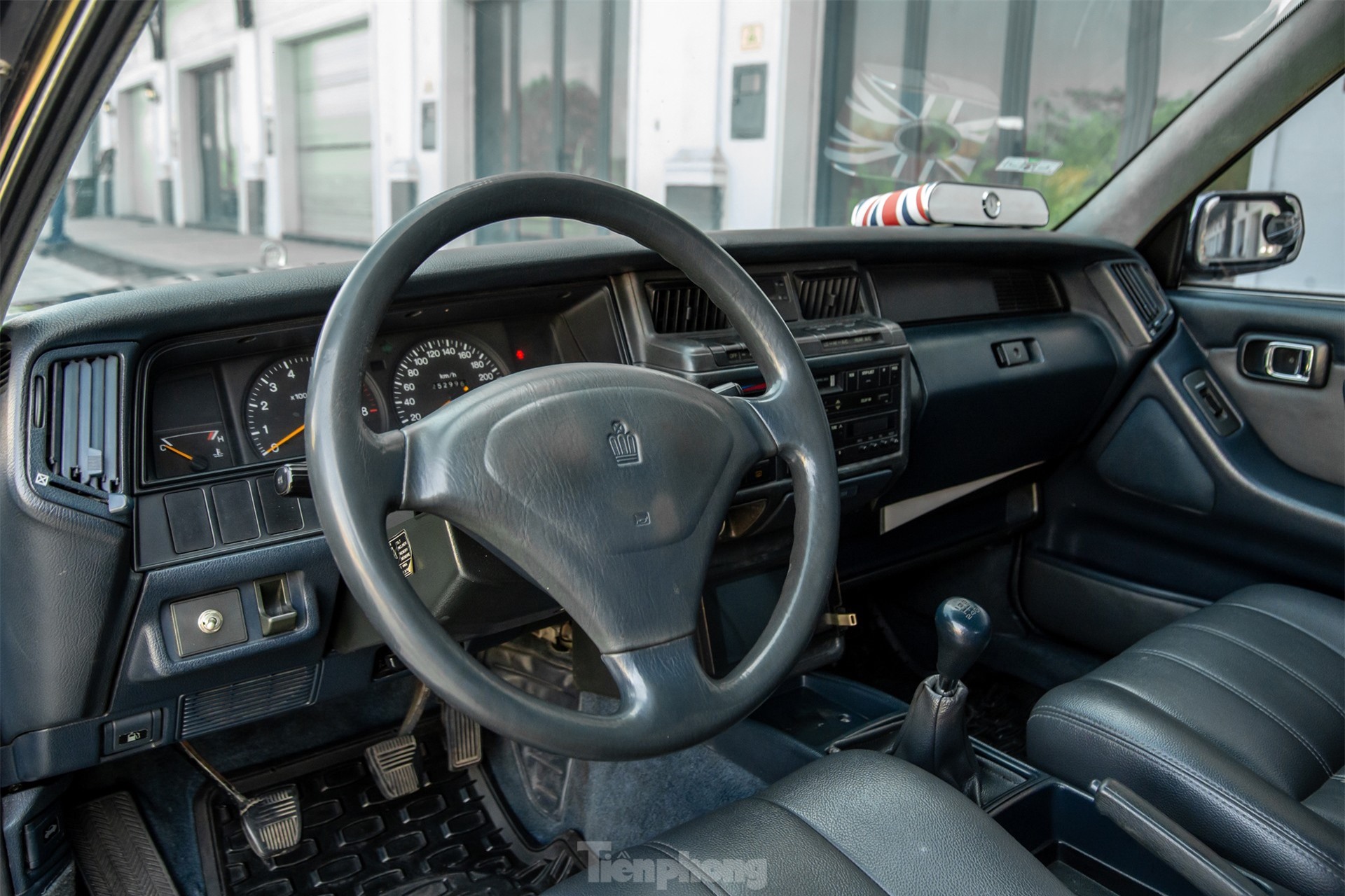 Cận cảnh Toyota Crown với biển số ngũ quý 8 trúng đấu giá hơn 15 tỷ đồng ảnh 8