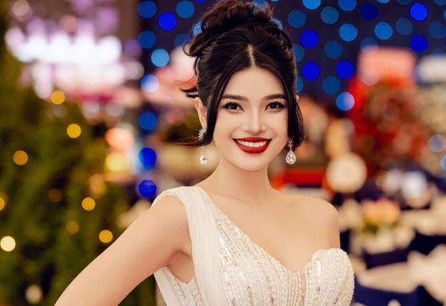 MC golf Diễm Nhi: Nàng MC đa tài cùng nhan sắc rạng rỡ