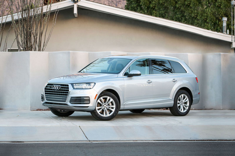 Top 10 xe SUV hạng sang đã qua sử dụng đáng mua nhất