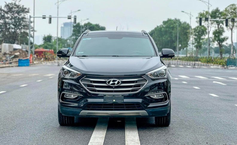 Hyundai Santa Fe cũ "bay" hơn nửa tỷ đồng sau 7 năm lăn bánh