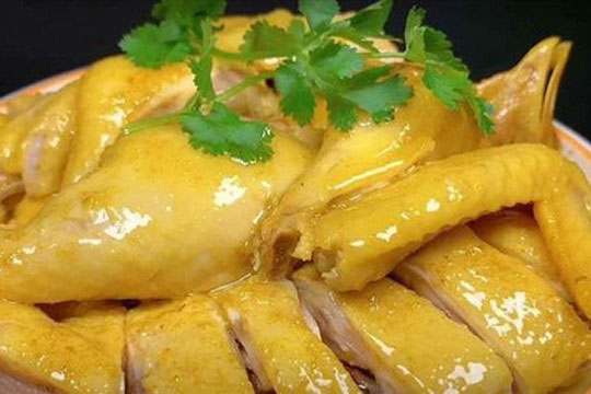 Có ai biết cách làm gà nướng muối không? Hướng dẫn bạn công thức nấu ăn tại nhà dễ dàng, ăn là ghiền