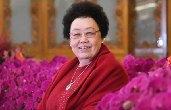 Hé lộ về hậu duệ của Từ Hi thái hậu: Sinh ra trong nghèo khó, nay là tỷ phú sở hữu cả con phố ở Bắc Kinh