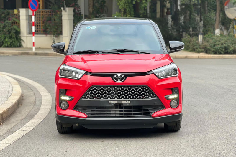 Toyota Raize lăn bánh gần 3 năm, rao bán với giá ngang xe mới