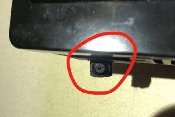 Kiểm tra xem có camera ẩn trong phòng hay không với 3 cách này!