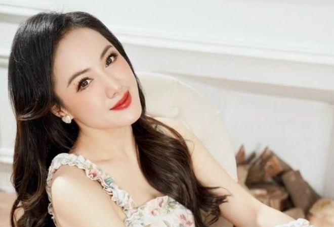 'Nữ BTV có vẻ đẹp ấn tượng nhất VTV' khoe vẻ yêu kiều như tiểu thư đài các