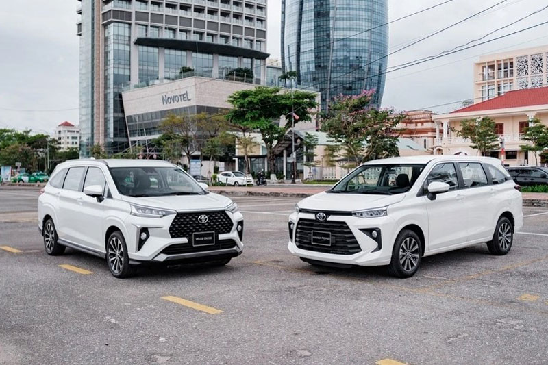 Ôtô gầm cao giảm giá đầu năm, xe bán chạy cũng có ưu đãi