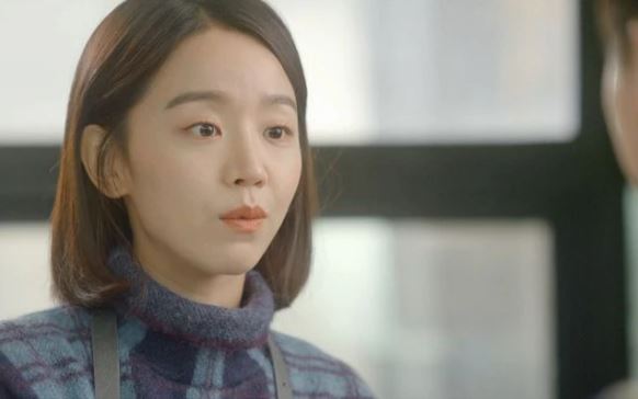 Người yêu cũ nhắn tin rủ chồng đưa đi nâng ngực, tôi chuyển khoản cho 5 triệu rồi tuyên bố 1 câu cô ta sợ khiếp vía