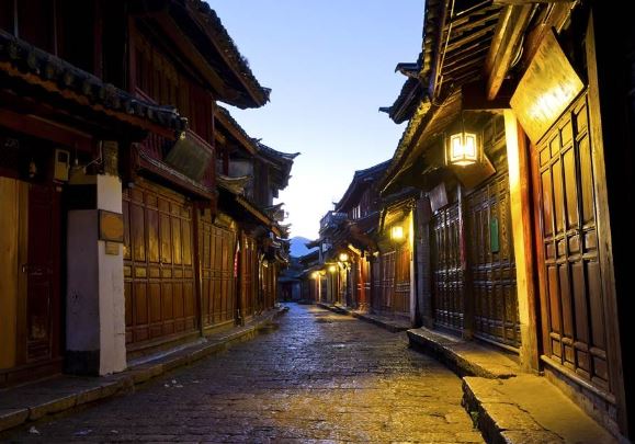 Giá nhà thời phong kiến cao đến mức nào mà ngay cả tể tướng cũng không đủ tiền mua, phải đi thuê?