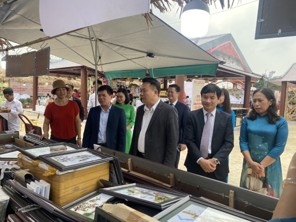 Hà Nội: Xúc tiến quảng bá sản phẩm OCOP gắn kết quảng bá du lịch tại Phúc Thọ 