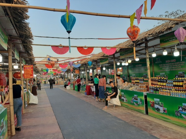 Hà Nội: Quảng bá hơn 1.000 sản phẩm OCOP tiêu biểu tại huyện Mỹ Đức

