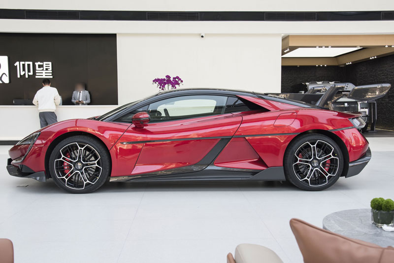 CLIP: Ngắm siêu xe Trung Quốc với công suất 1.287 mã lực, giá gần 3,3 tỷ đồng, cạnh tranh Rimac Nevera